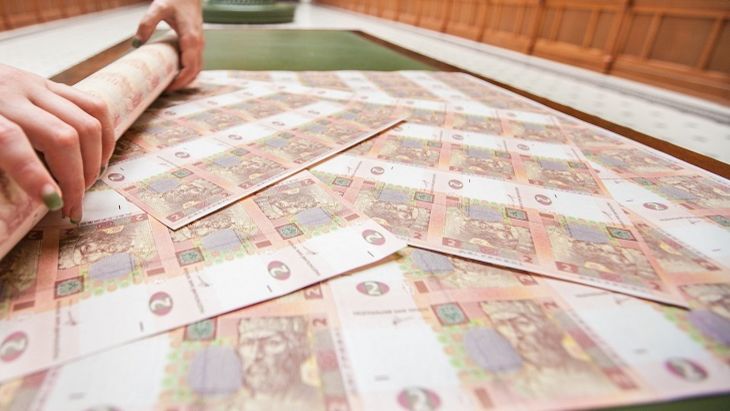 Потратите больше: зачем НБУ переводит мелкие гривны в металл